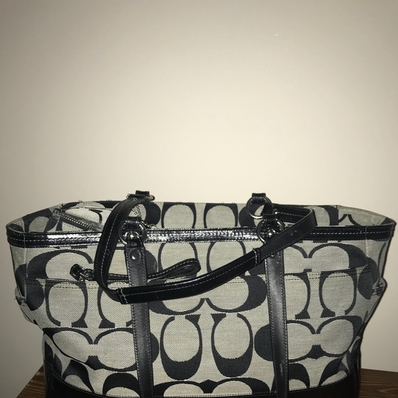 Large Black Coach Bag - Picture 1 of 2